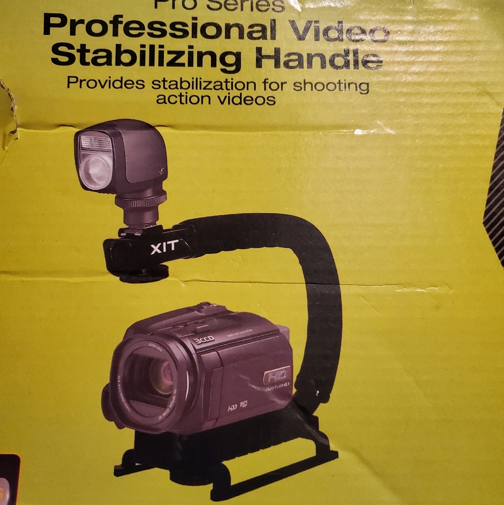 High Tech Professional Camera - Picture 7 of 8